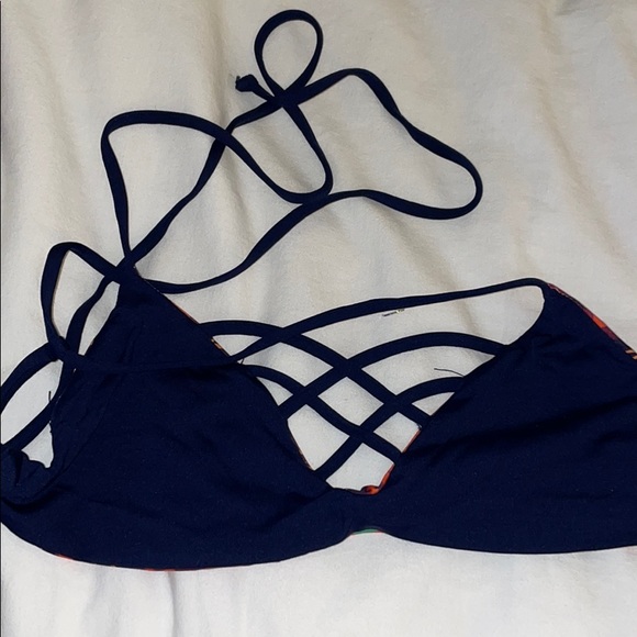 L*Space floral top - Picture 3 of 3